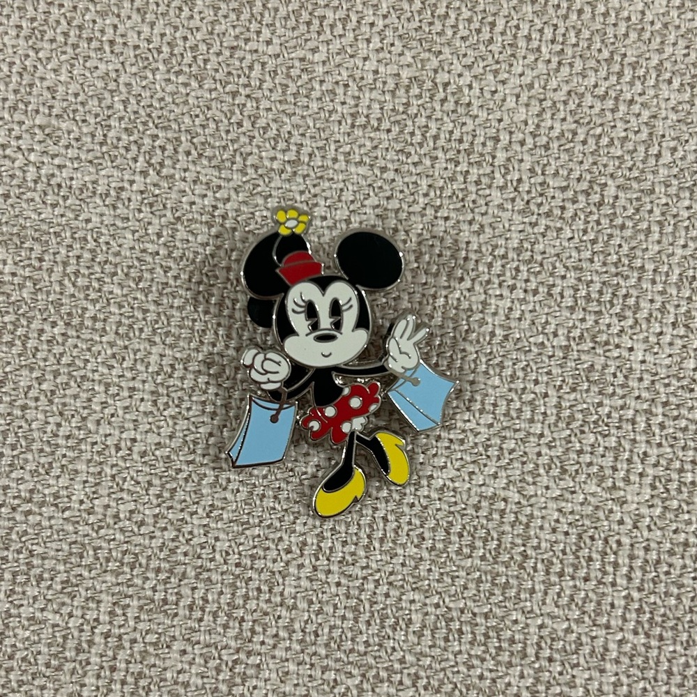 Disney - Minnie Mouse Shopping Pin